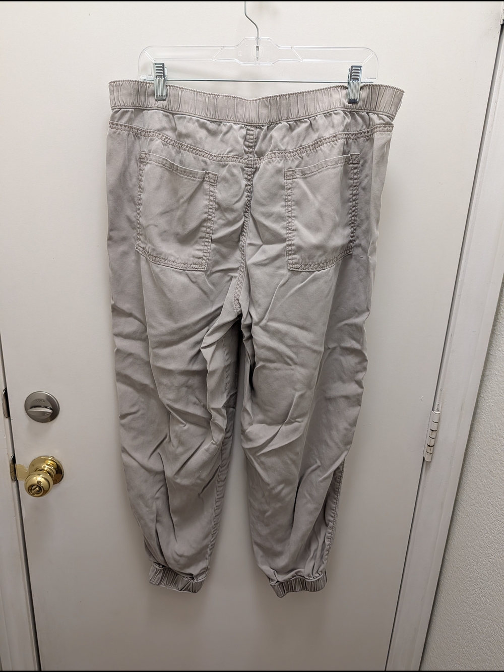 Nine West Light Gray Jogger Pants with Elastic Cuffs